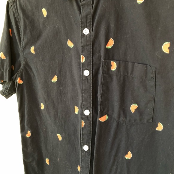 Cute print Forever 21 button down - Picture 2 of 3